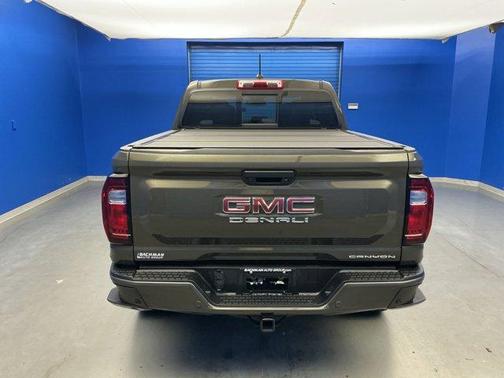 2023 GMC Canyon Denali
