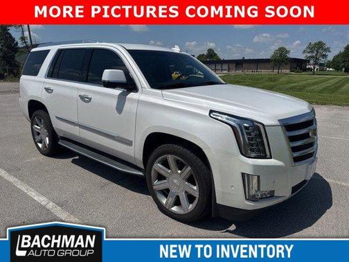 2017 Cadillac Escalade Luxury