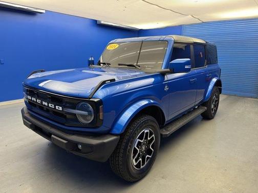 2024 Ford Bronco Outer Banks