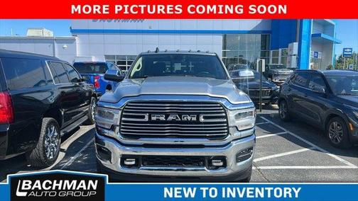 Billet Silver Metallic Clearcoat 2022 RAM 3500 Laramie