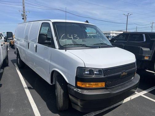 2025 Chevrolet Express 2500 Work Van