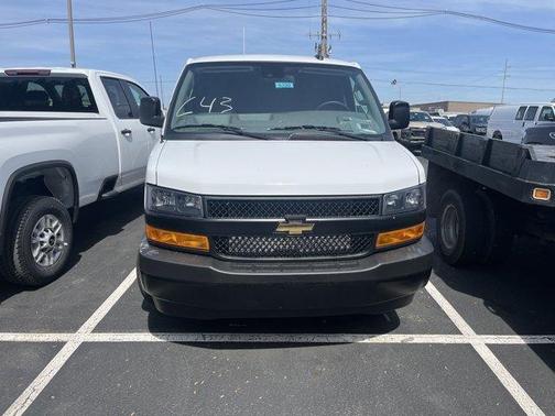 2025 Chevrolet Express 2500 Work Van