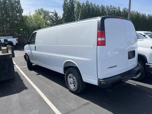 2025 Chevrolet Express 2500 Work Van
