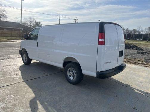 2025 Chevrolet Express 2500 Work Van