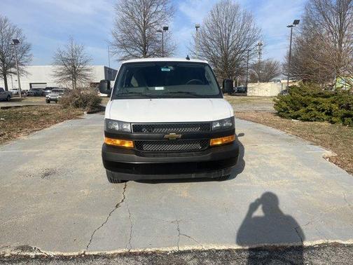 2025 Chevrolet Express 2500 Work Van