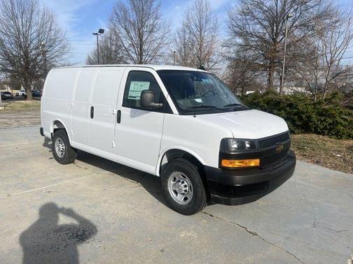 2025 Chevrolet Express 2500 Work Van
