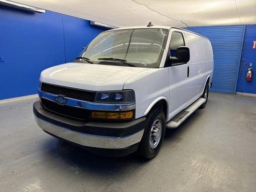 2022 Chevrolet Express 2500 Work Van