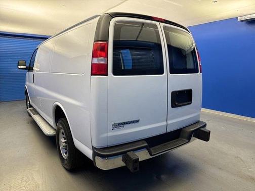 2022 Chevrolet Express 2500 Work Van