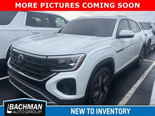 2024 Volkswagen Atlas Cross Sport 2.0T SE w/Technology