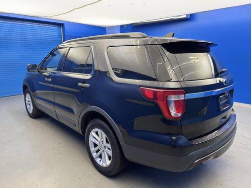2016 Ford Explorer Base