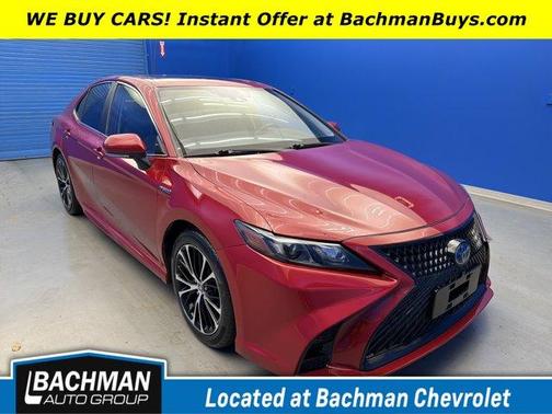 2020 Toyota Camry Hybrid SE