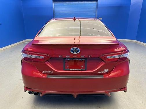 2020 Toyota Camry Hybrid SE