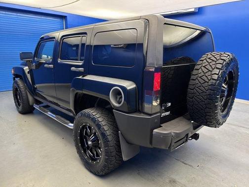 2007 Hummer H3 SUV