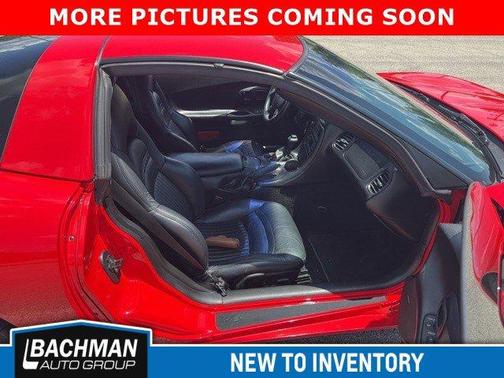 2004 Chevrolet Corvette Base