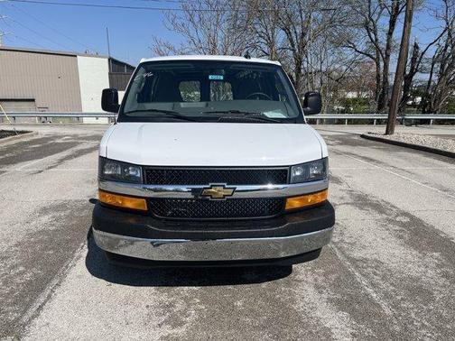 2025 Chevrolet Express 3500 Work Van