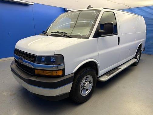 Summit White 2024 Chevrolet Express 2500 Work Van