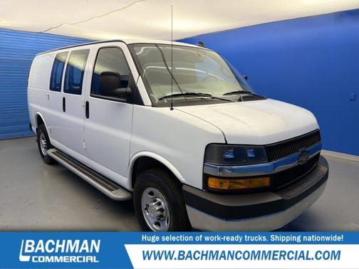 Summit White 2024 Chevrolet Express 2500 Work Van