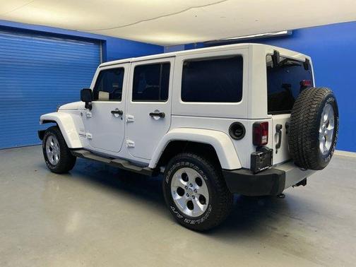 2013 Jeep Wrangler Unlimited Sahara