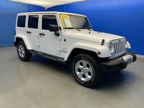 2013 Jeep Wrangler Unlimited Sahara
