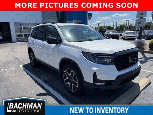 Platinum White Pearl 2023 Honda Passport Elite
