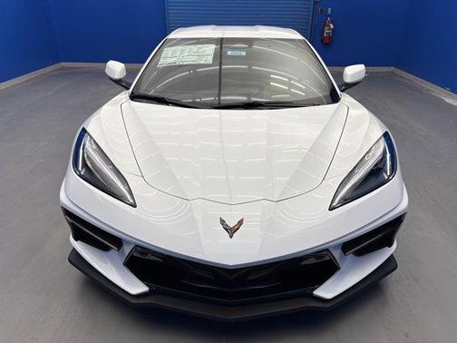 2026 Chevrolet Corvette Stingray w/2LT