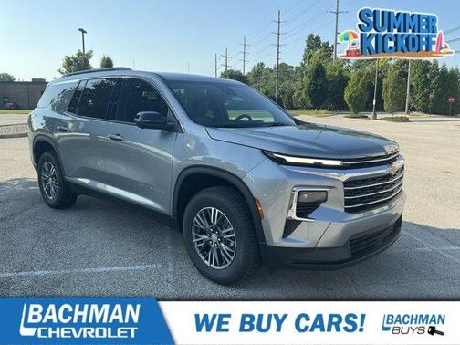 2025 Chevrolet Traverse LT