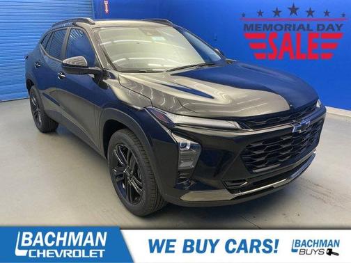 Mosaic Black Metallic 2026 Chevrolet Trax ACTIV