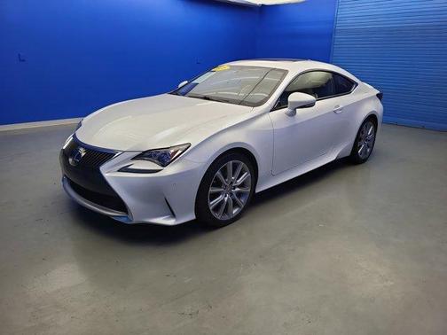 2016 Lexus RC 200t Base