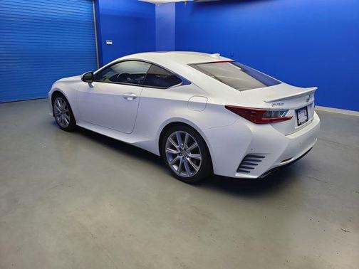 2016 Lexus RC 200t Base
