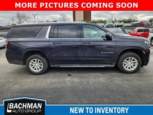 2023 Chevrolet Suburban LT