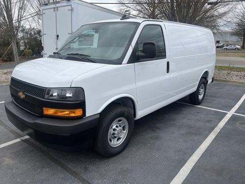 2025 Chevrolet Express 2500 Work Van
