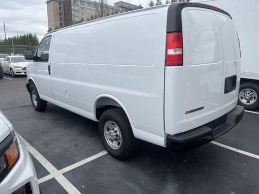 2025 Chevrolet Express 2500 Work Van