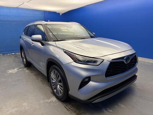 2021 Toyota Highlander Platinum