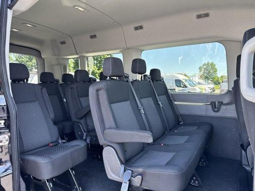 2022 Ford Transit-350 XLT