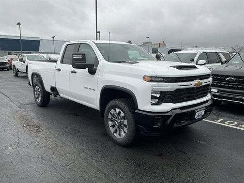 2026 Chevrolet Silverado 2500 Custom