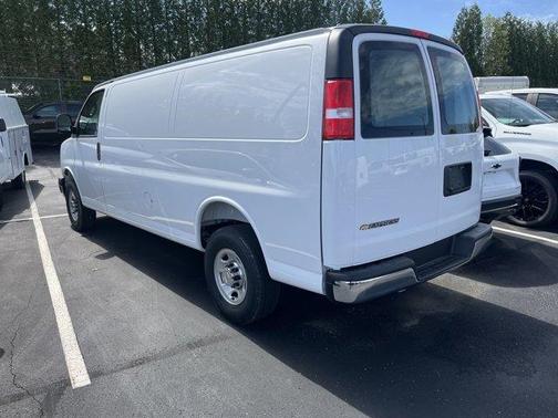 2025 Chevrolet Express 3500 Work Van