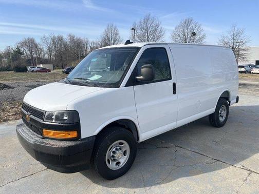 2025 Chevrolet Express 2500 Work Van