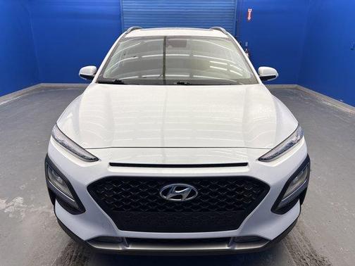 2020 Hyundai KONA SEL Plus