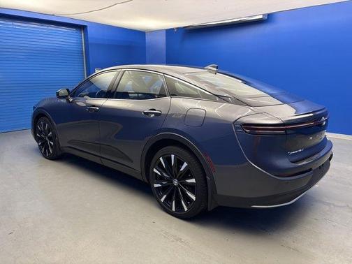 2024 Toyota Crown Platinum