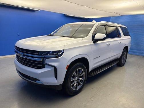 2024 Chevrolet Suburban LT