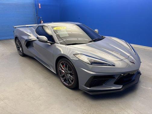 2025 Chevrolet Corvette Stingray w/2LT