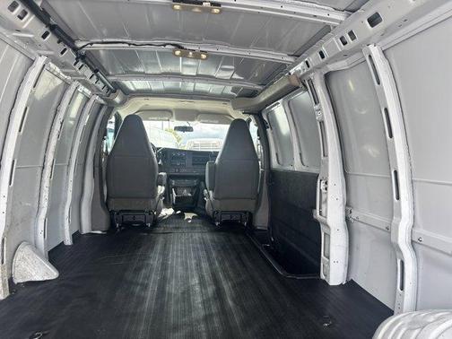 2023 Chevrolet Express 2500 Work Van
