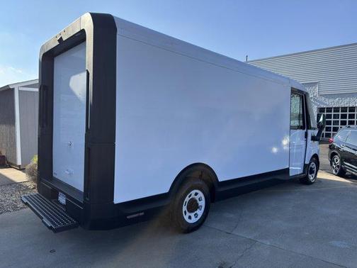 2025 Chevrolet BrightDrop 600 Base