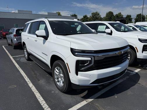 2025 Chevrolet Suburban LS