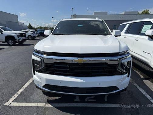 2025 Chevrolet Suburban LS