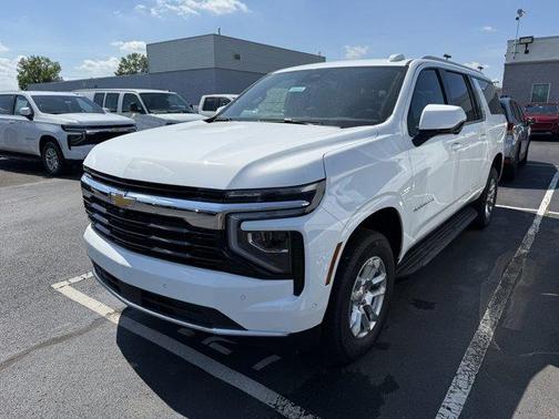 2025 Chevrolet Suburban LS