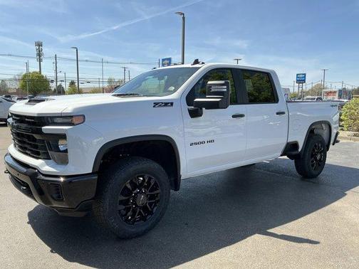 2025 Chevrolet Silverado 2500 Custom