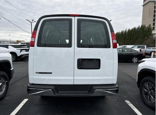 2025 Chevrolet Express 2500 Work Van