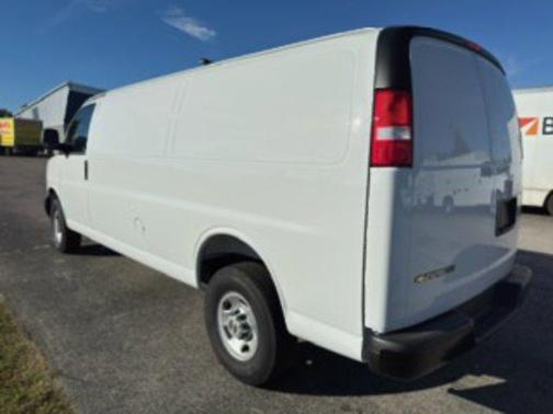 2025 Chevrolet Express 2500 Work Van