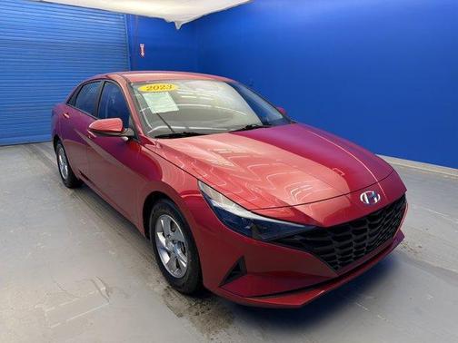 2023 Hyundai ELANTRA SE